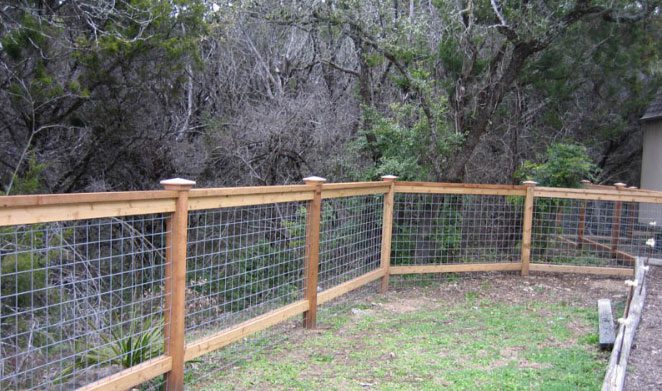 4 foot cedar cattle panel fencing