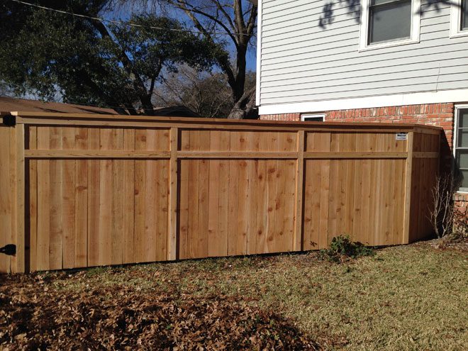 Custom Wood Fence Austin Tx Horizontal Cedar Picket Fences Sierra Fence Inc