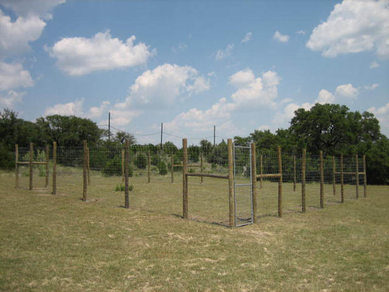 Deer proof garden enclosure | Sierra Fence, Inc. - Austin Texas