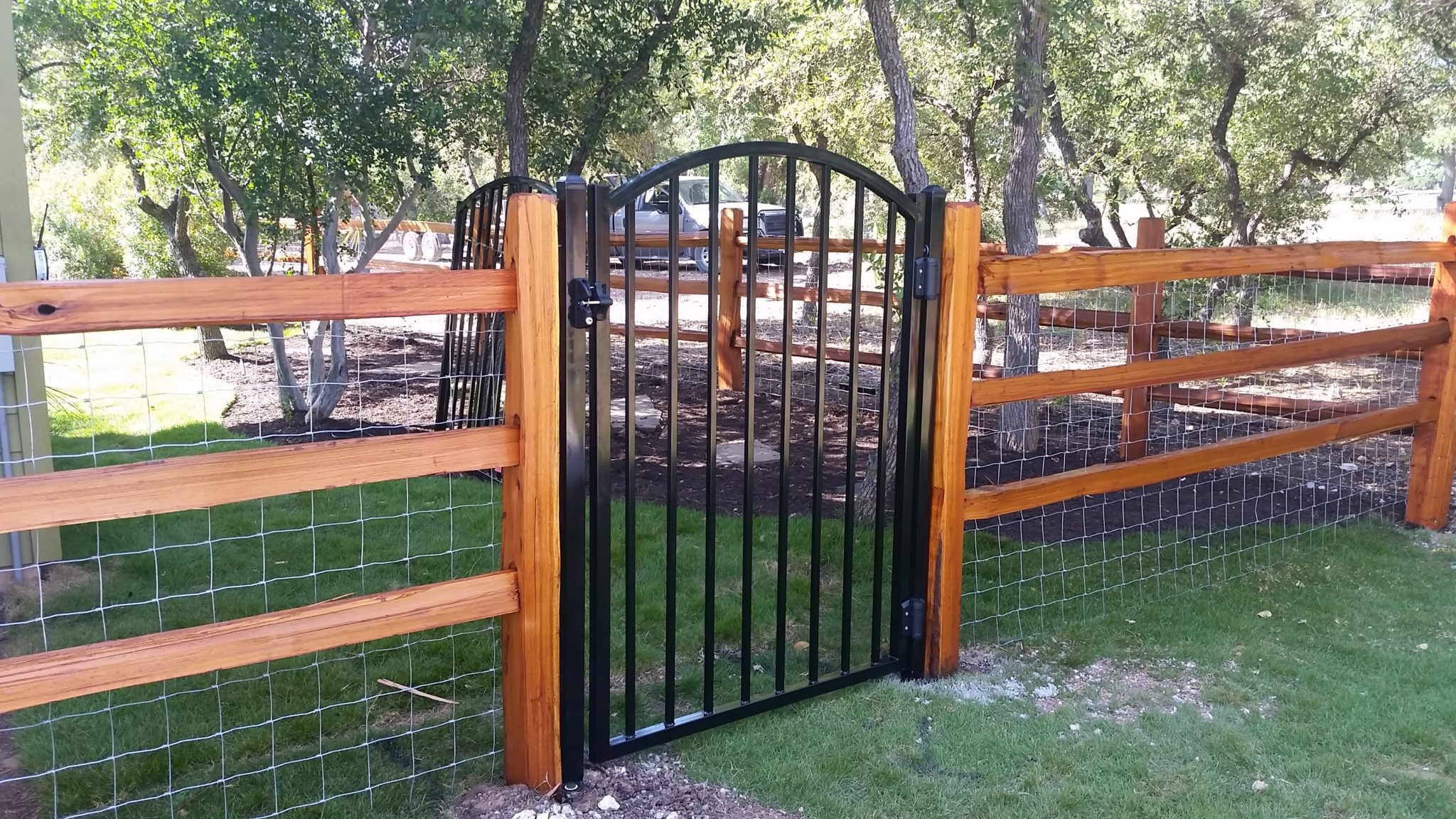 Automatic Gates Austin TX  Electric Driveway\/Entry Gate Installation - Sierra Fence, Inc.