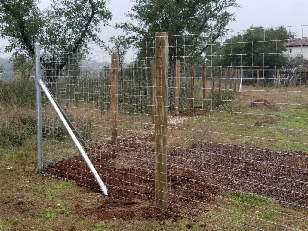 corner brace for basic wire ranch fencing