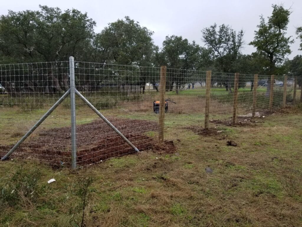 Hog wire ranch fencing
